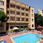 Hotel Siesta & Juniper İçmeler