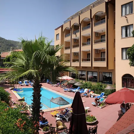 Siesta & Juniper 3* Icmeler