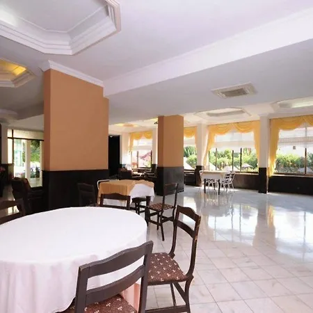 Hotel Siesta & Juniper 3*